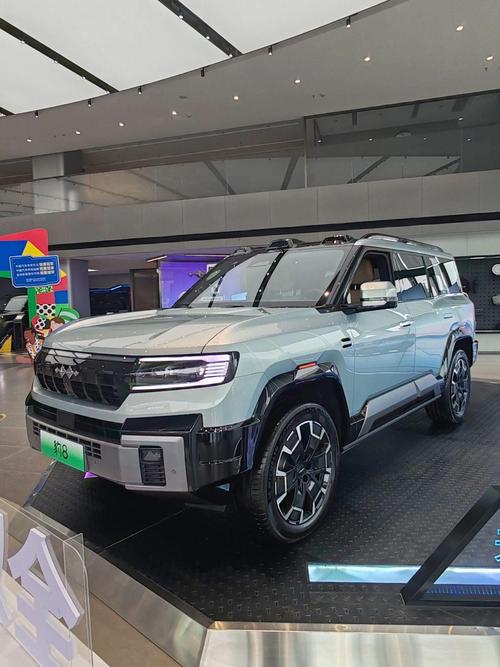 深圳250比亚迪方程豹硬派越野的爆款，英菲尼迪35周年与你共成长